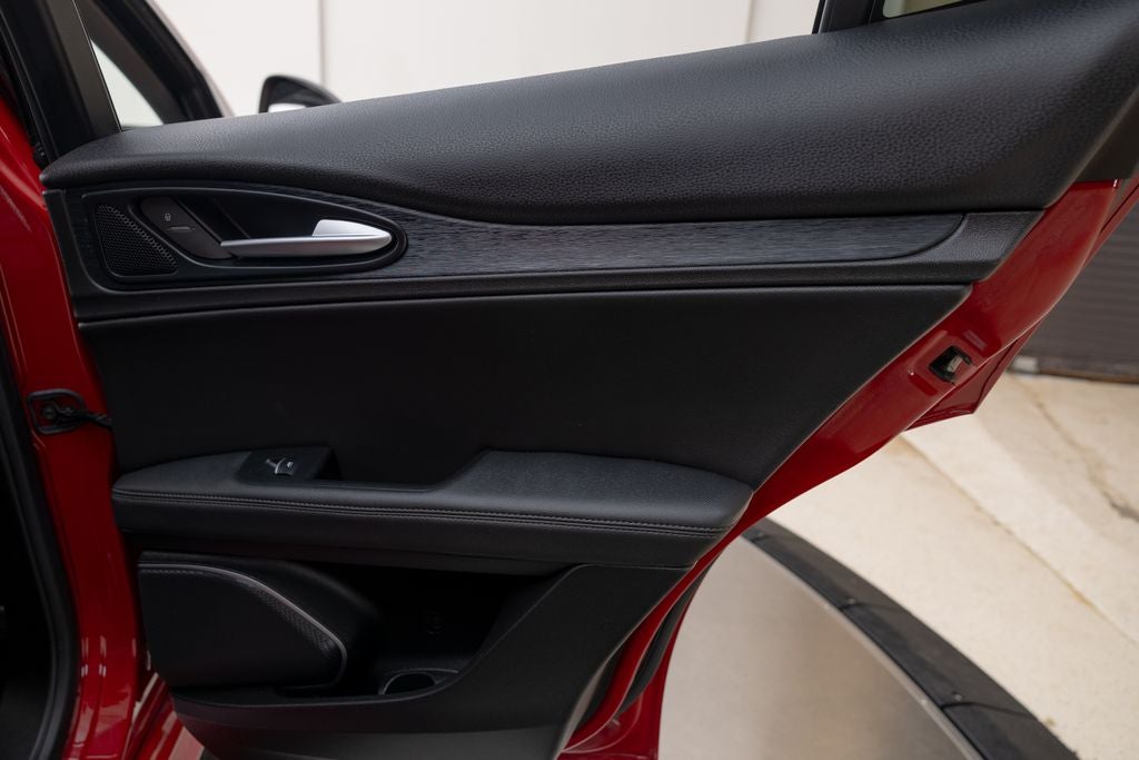 2020 Alfa Romeo Stelvio Base