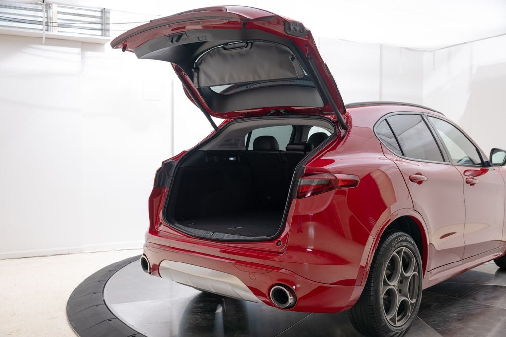 2020 Alfa Romeo Stelvio Base