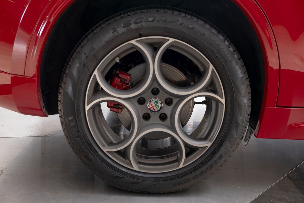 2020 Alfa Romeo Stelvio Base