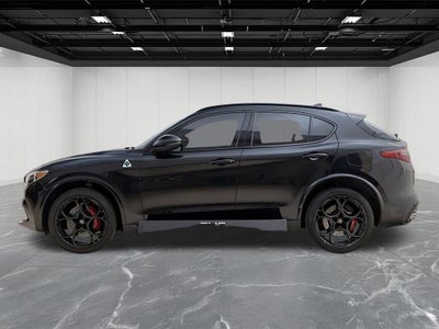 2023 Alfa Romeo Stelvio Quadrifoglio