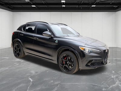 2023 Alfa Romeo Stelvio Quadrifoglio