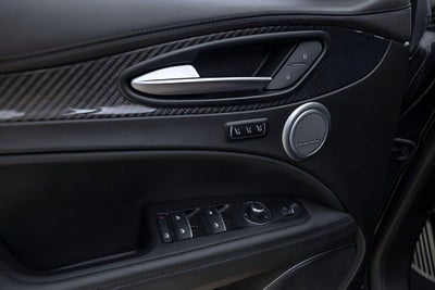 2023 Alfa Romeo Stelvio Quadrifoglio