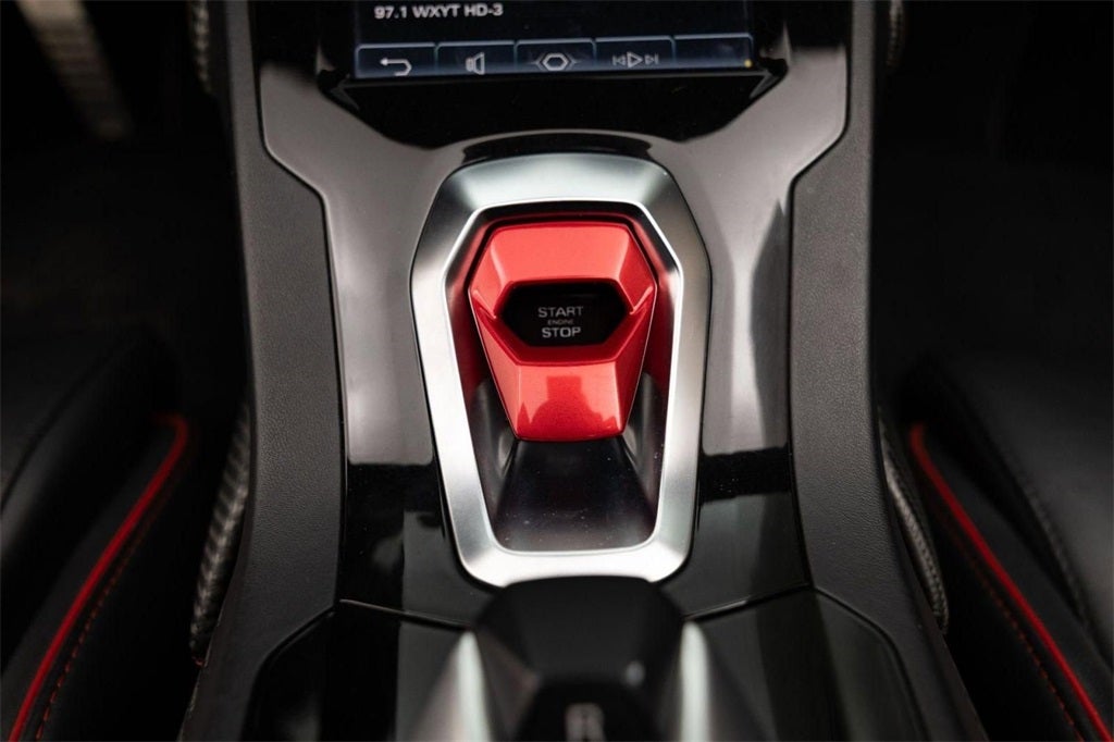 2020 Lamborghini Huracan EVO Base