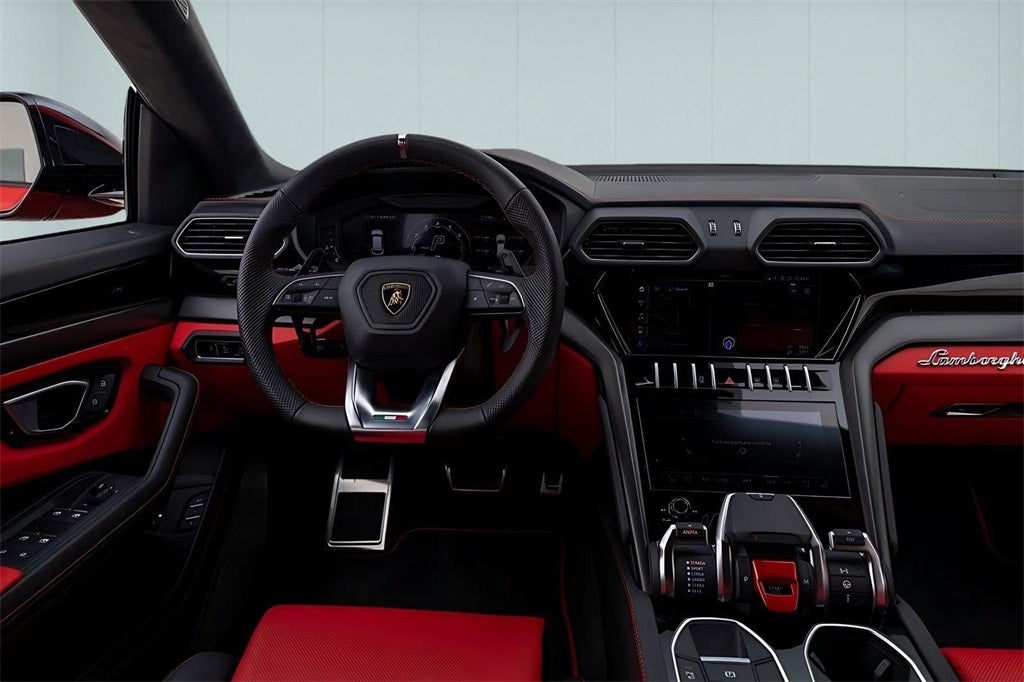 2022 Lamborghini Urus Base