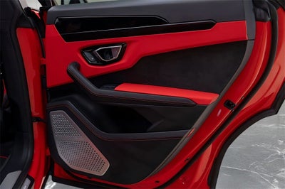 2022 Lamborghini Urus Base