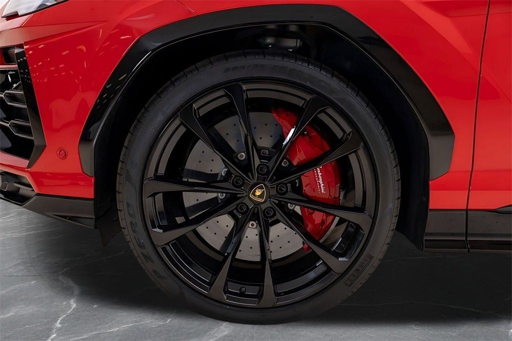 2022 Lamborghini Urus Base