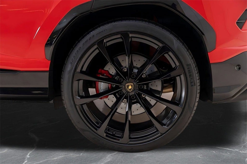 2022 Lamborghini Urus Base