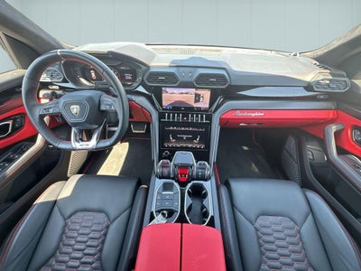 2022 Lamborghini Urus Graphite Capsule