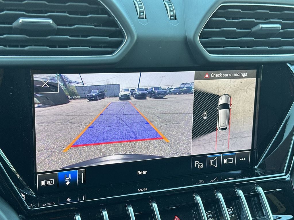 2022 Lamborghini Urus Graphite Capsule