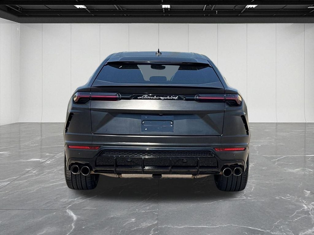 2022 Lamborghini Urus Graphite Capsule