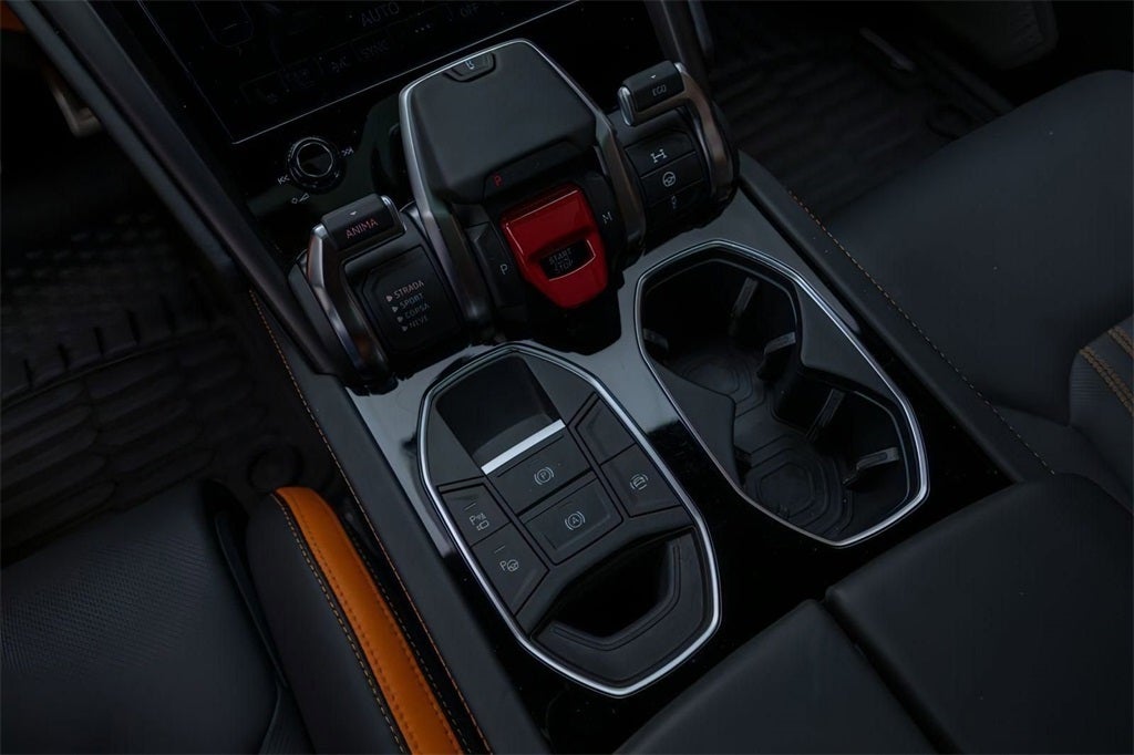 2024 Lamborghini Urus S